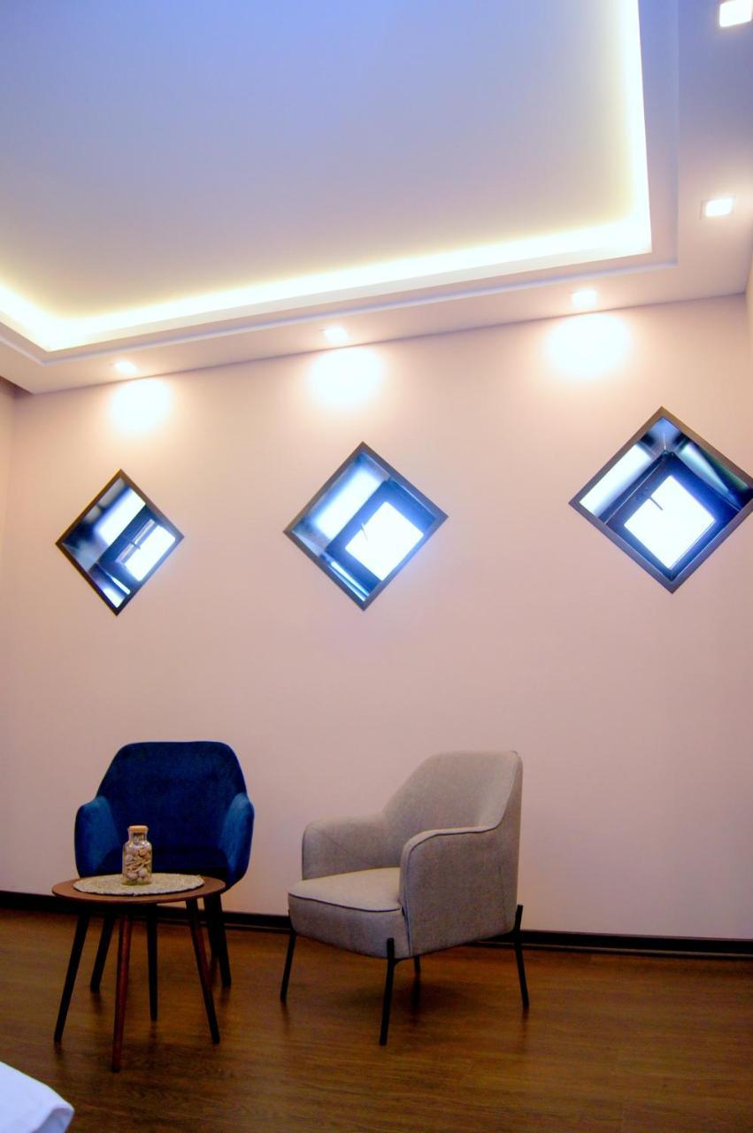 Moscow Boutique Hotel เยเรวาน ภายนอก รูปภาพ