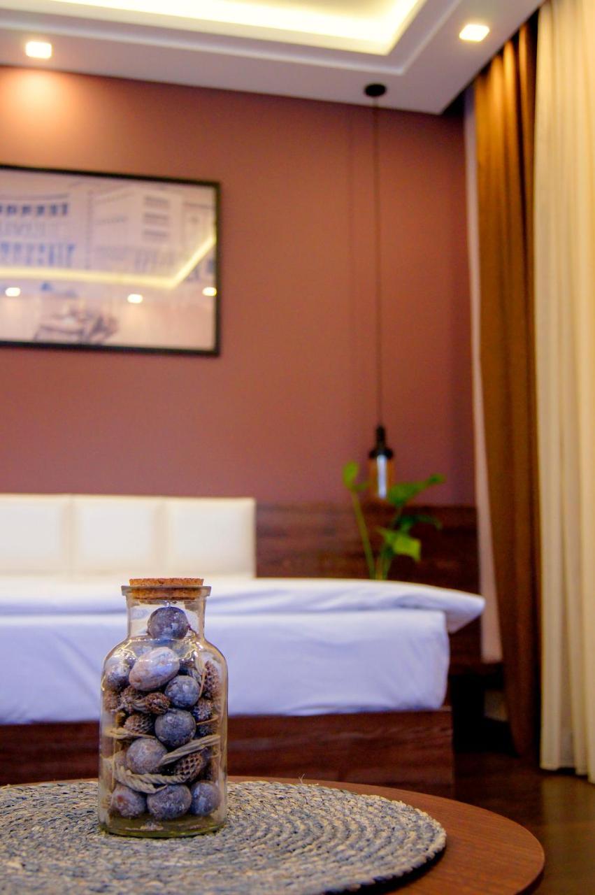 Moscow Boutique Hotel เยเรวาน ภายนอก รูปภาพ