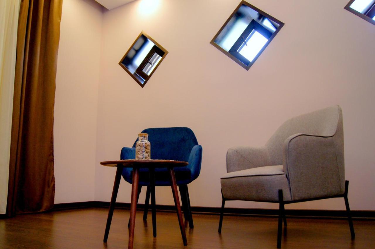 Moscow Boutique Hotel เยเรวาน ภายนอก รูปภาพ