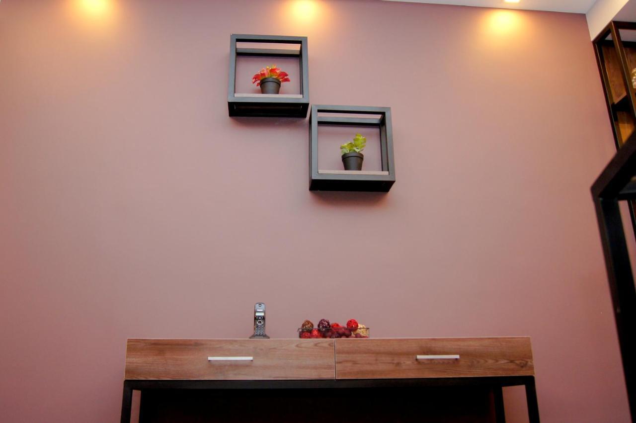 Moscow Boutique Hotel เยเรวาน ภายนอก รูปภาพ