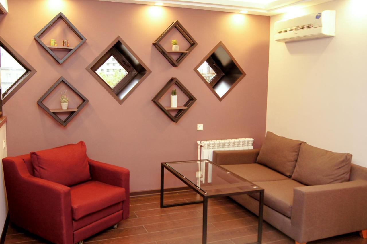 Moscow Boutique Hotel เยเรวาน ภายนอก รูปภาพ