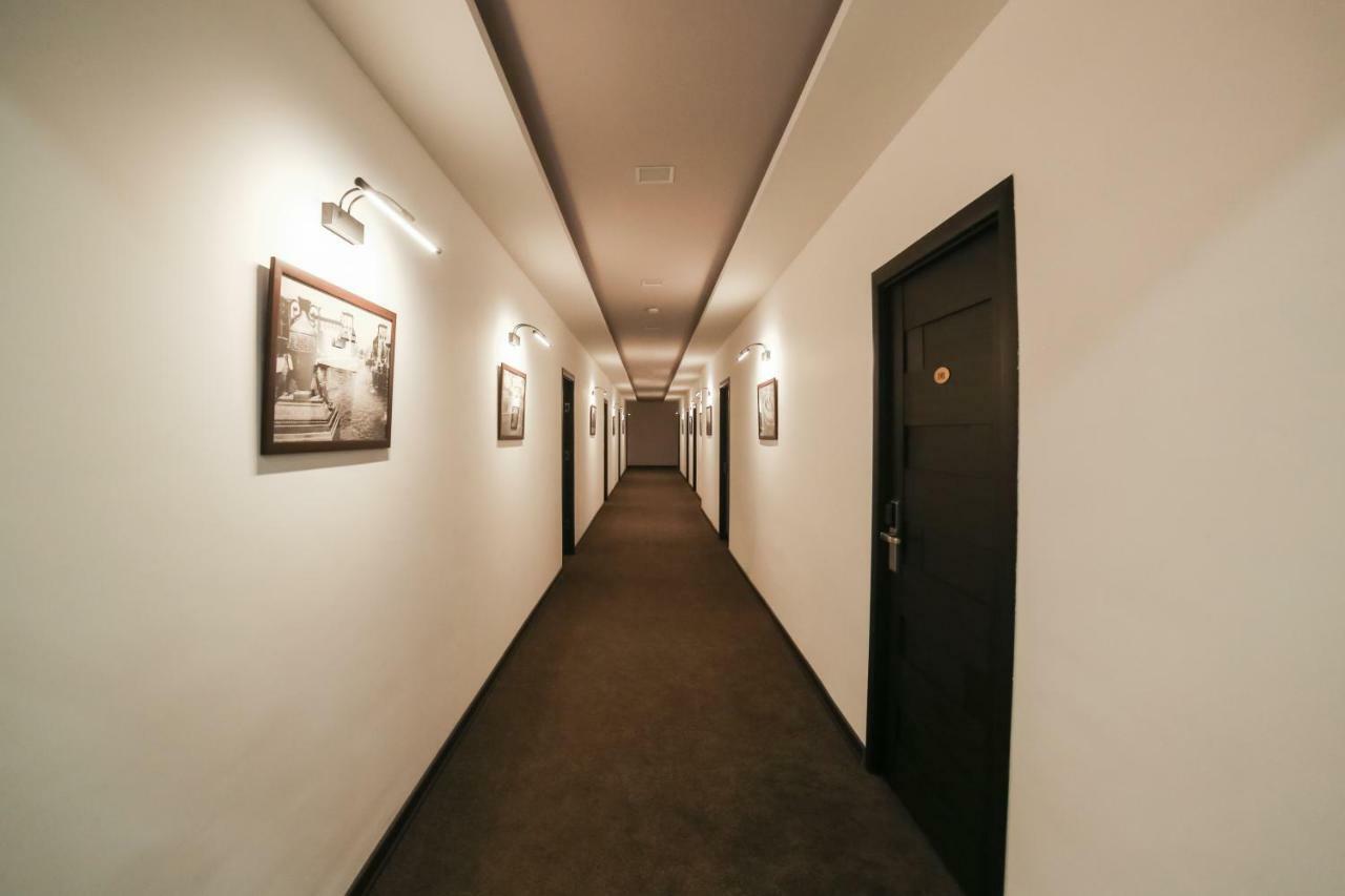 Moscow Boutique Hotel เยเรวาน ภายนอก รูปภาพ